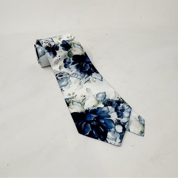 Blue White Floral Graphic Men’s Tie Easy Care Polyester 55” X 4” - Picture 1 of 4